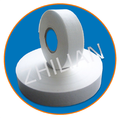 80 m/minute 100 sanitaires jetables de m/machine matérielle minimum de stratification