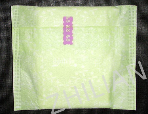Serviette hygiénique jetable faisant la machine